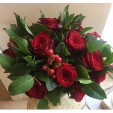 12 Short Red Rose with Berries & Alstroemeria